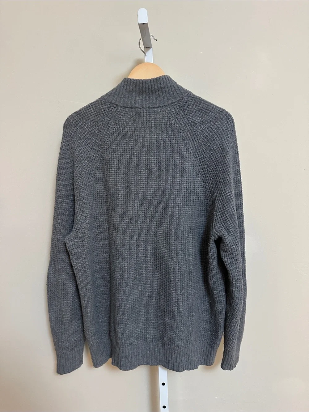 Banana Republic Men’s Large Italian Merino Wool Blend Button Mock Neck Sweater